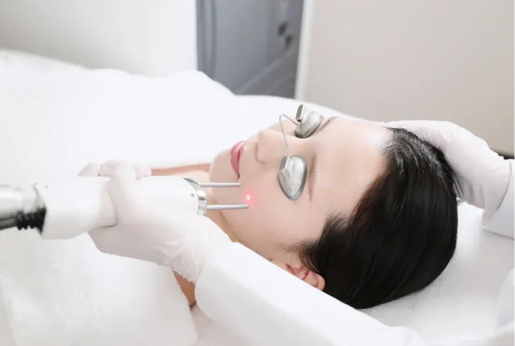 そばかすにおすすめのクリニックでの施術